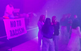 Bei der Summer Rave Disco im JuK Hemer gab es neben intensiven 4-to-the-floor-Beats auch Botschaften für Toleranz und Gleichberechtigung